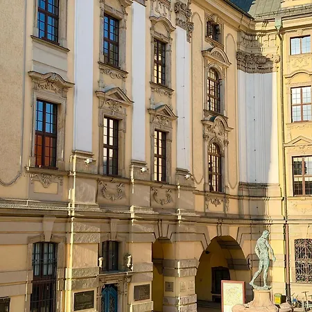 Rynek Heritage By Bookinghost Apartment